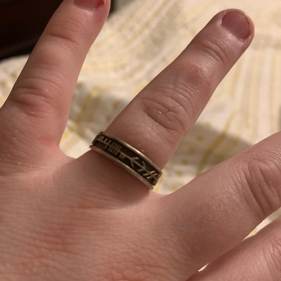 Custom Made in Ireland 🇮🇪 Silver Ring 💍 - Picture 1 of 2